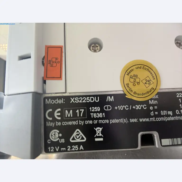 Instalações de produção e embalagem farmacêuticas / Equipamentos de laboratório e operacionais-9