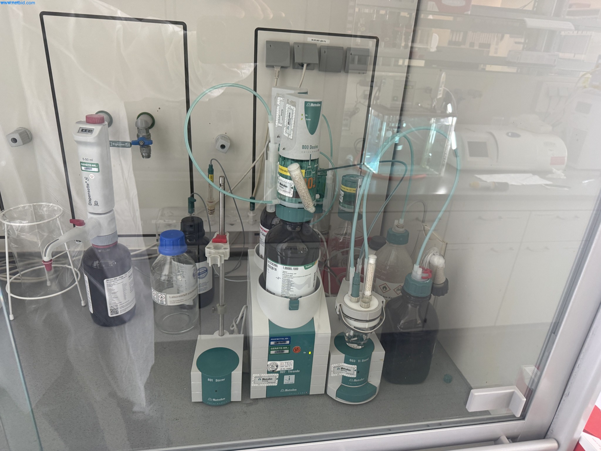 titrateur Metrohm 907 Titrando/801 Stirrer/803 TI Stand