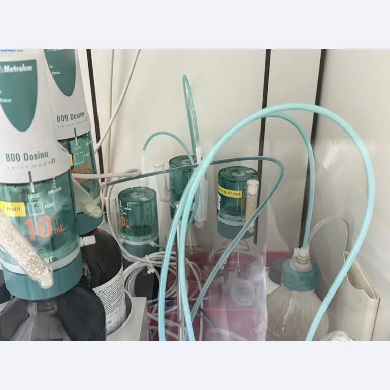 Instalações de produção e embalagem farmacêuticas / Equipamentos de laboratório e operacionais-6