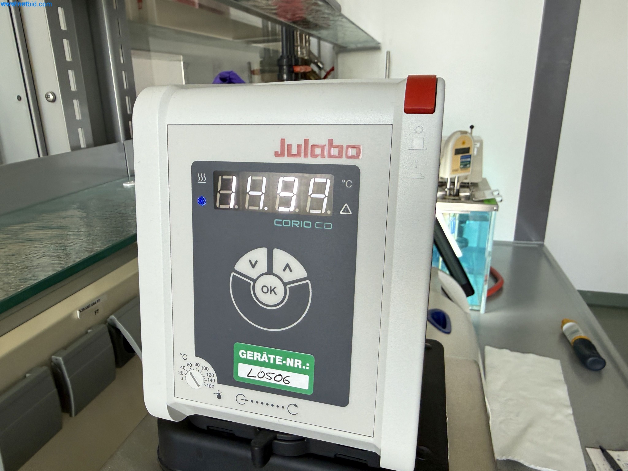 Instalações de produção e embalagem farmacêuticas / Equipamentos de laboratório e operacionais-3