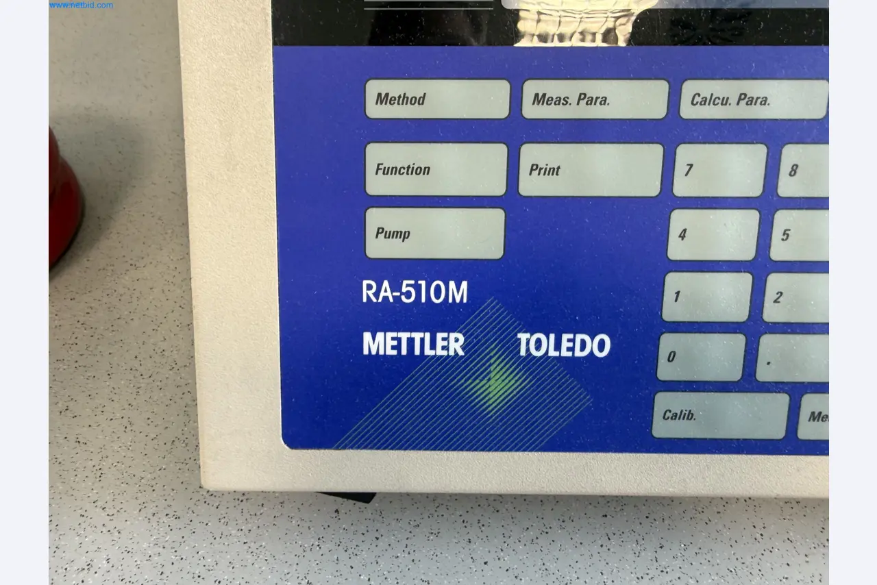 Instalações de produção e embalagem farmacêuticas / Equipamentos de laboratório e operacionais-3