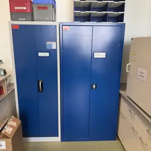 2 Armários de oficina