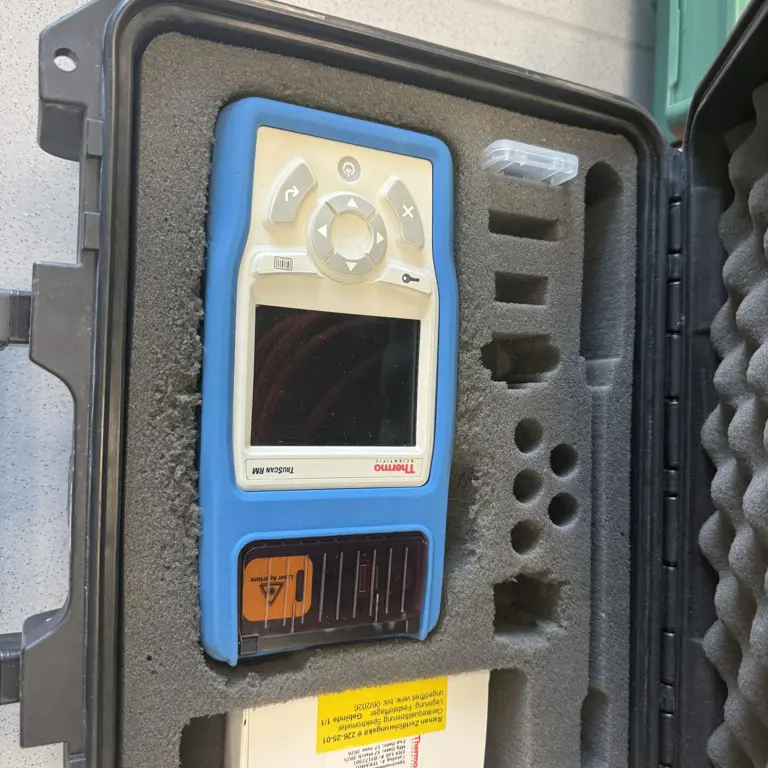 espectrómetro Raman portátil Thermo Scientific Truescan RM