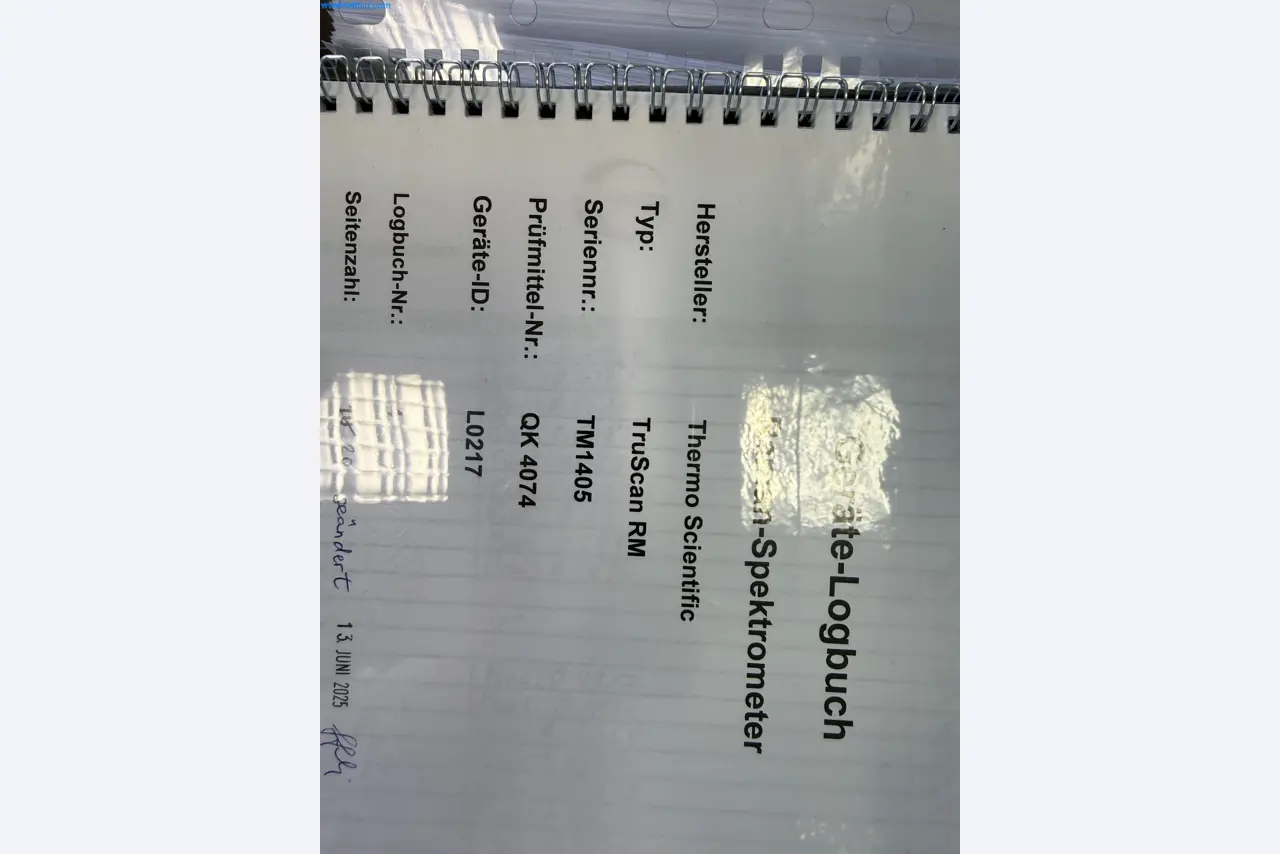 Instalações de produção e embalagem farmacêuticas / Equipamentos de laboratório e operacionais-6
