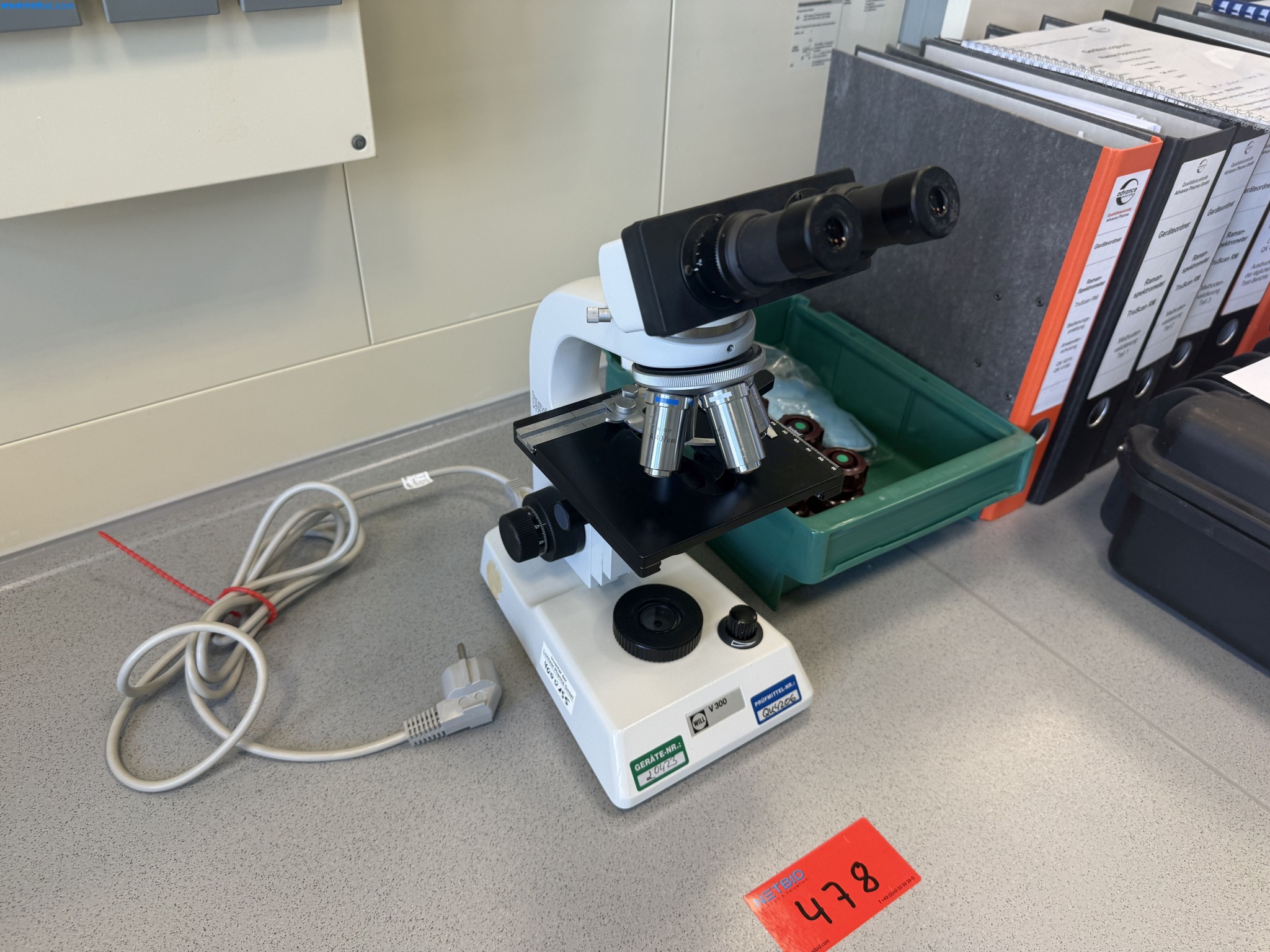microscope Will V300