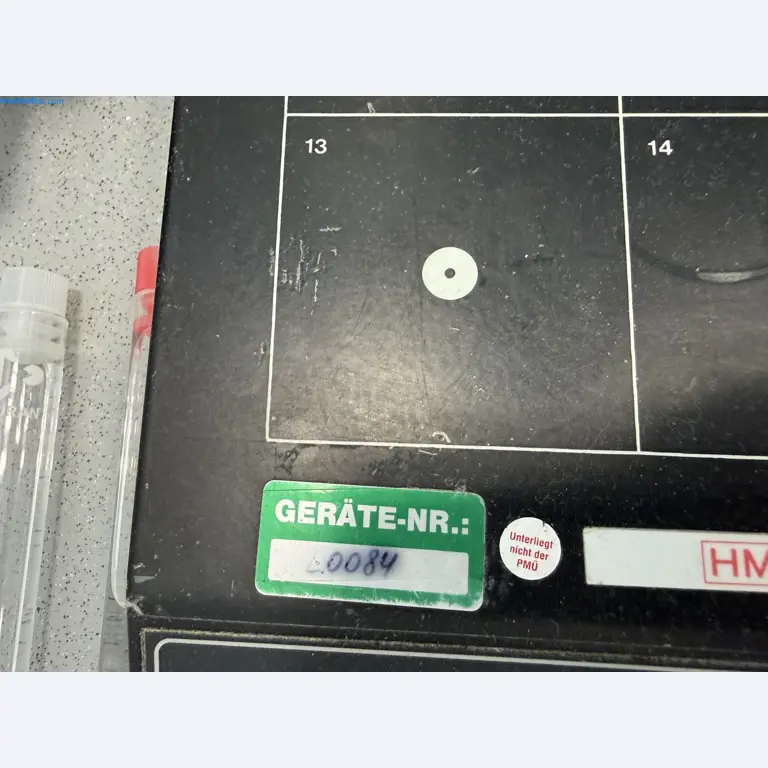 Instalações de produção e embalagem farmacêuticas / Equipamentos de laboratório e operacionais-3