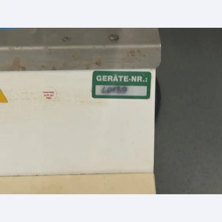Instalações de produção e embalagem farmacêuticas / Equipamentos de laboratório e operacionais-3