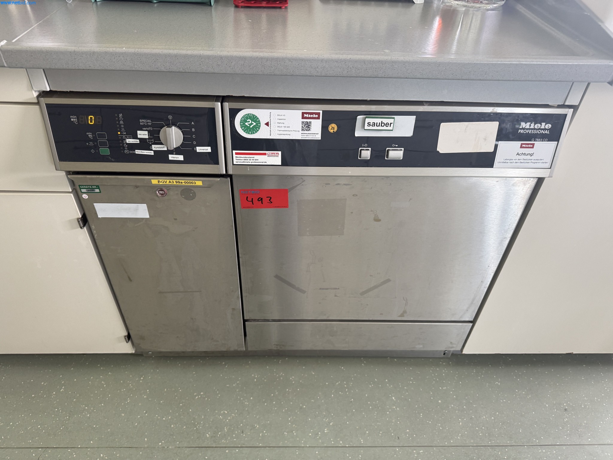 Machine de nettoyage pour laboratoire Miele G7883CD