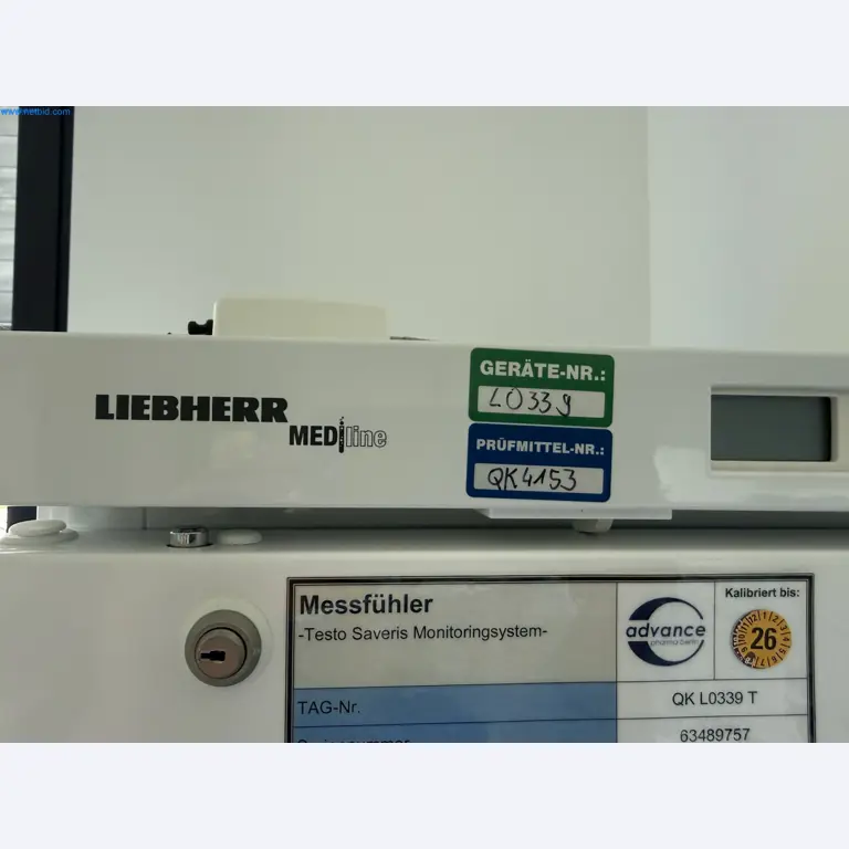 Instalações de produção e embalagem farmacêuticas / Equipamentos de laboratório e operacionais-4