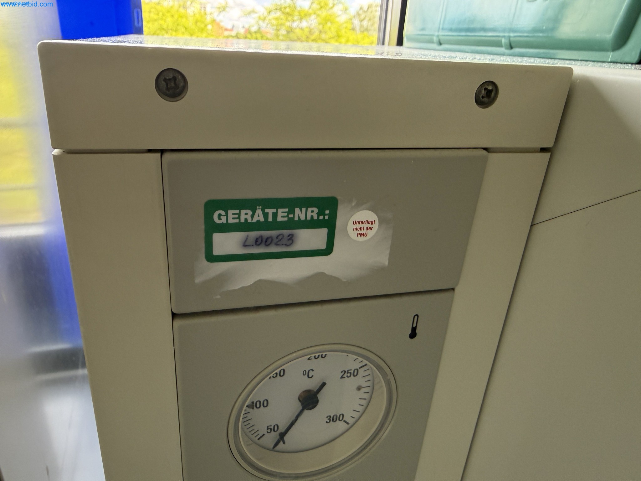 Instalações de produção e embalagem farmacêuticas / Equipamentos de laboratório e operacionais-3