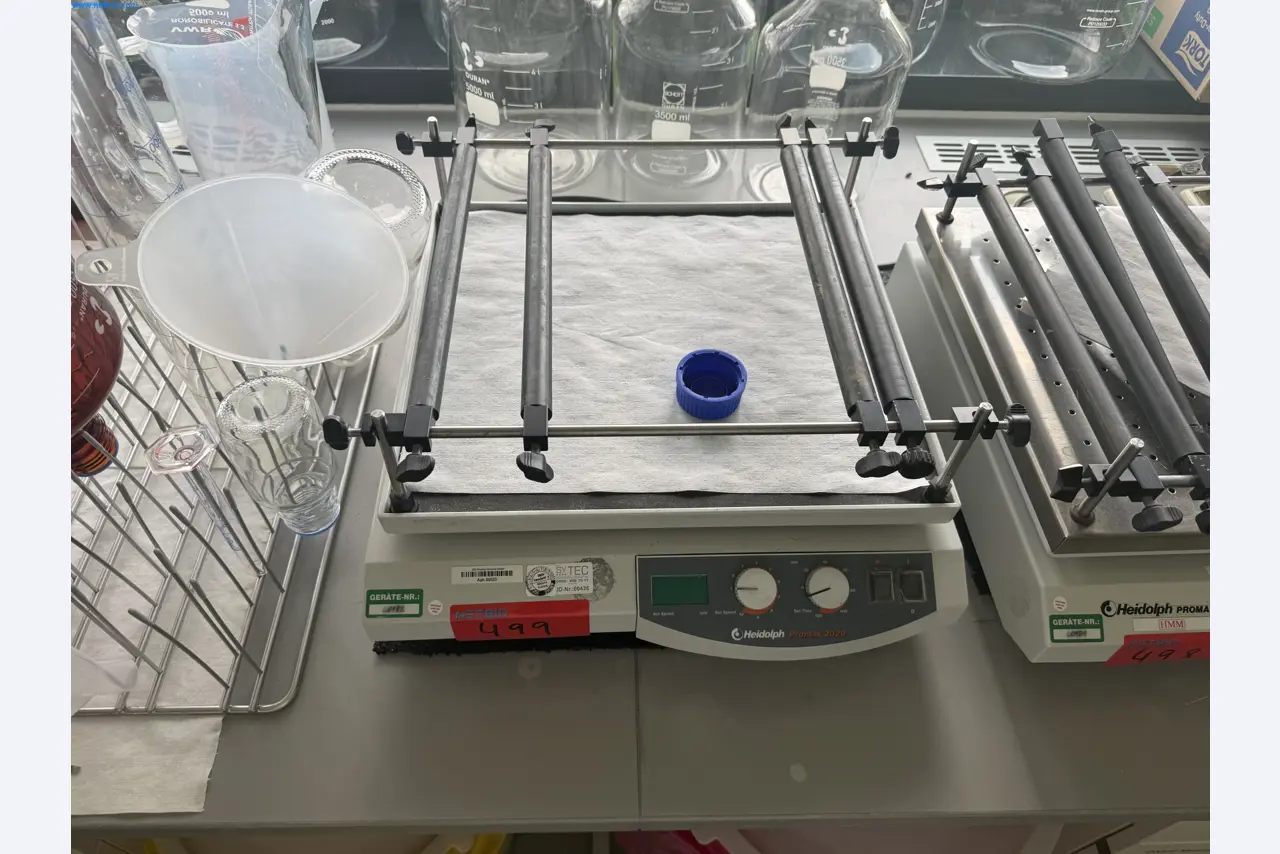 Instalações de produção e embalagem farmacêuticas / Equipamentos de laboratório e operacionais-3