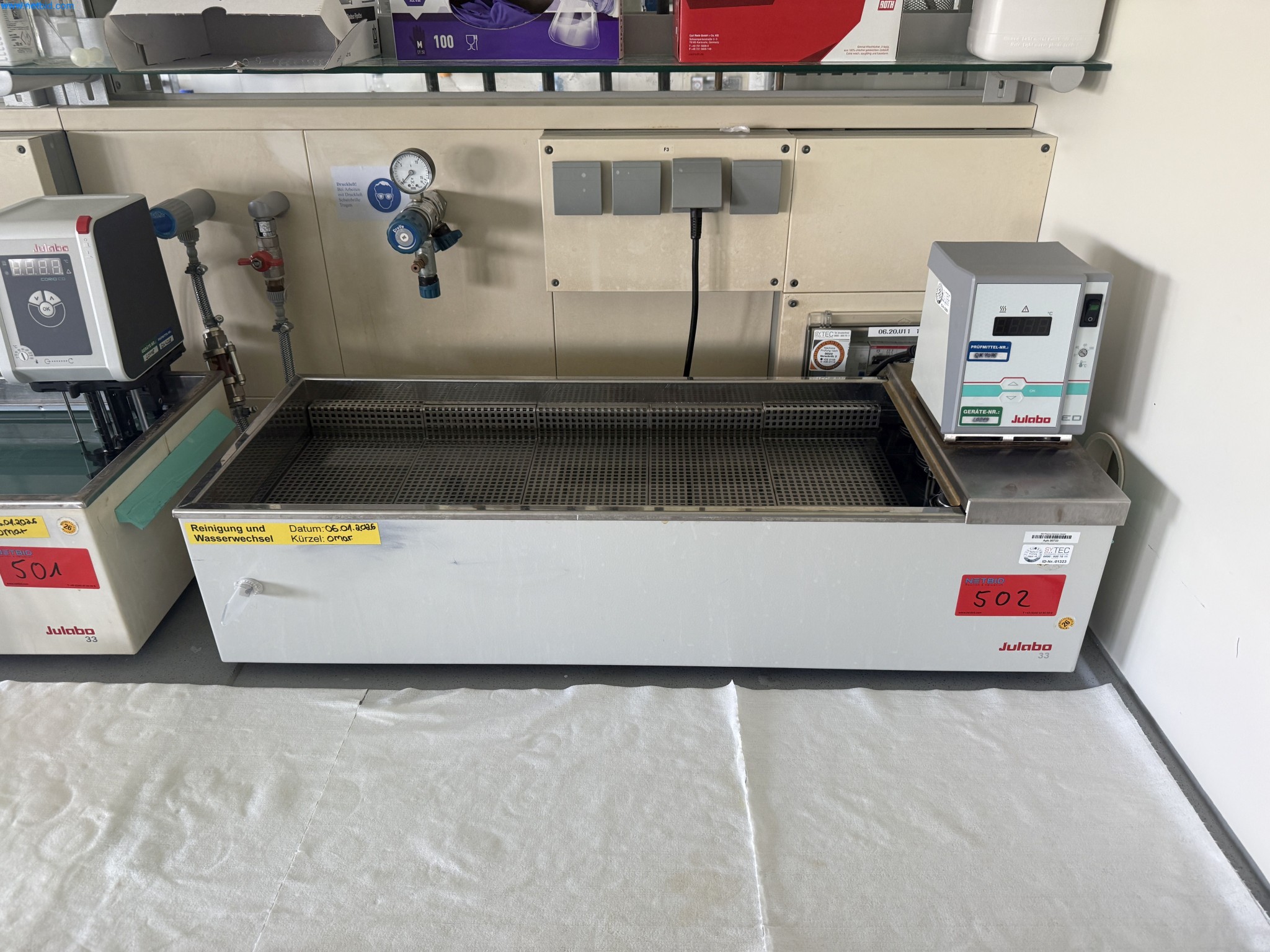 cuve de thermorégulation Julabo 33