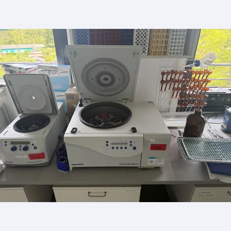 Instalações de produção e embalagem farmacêuticas / Equipamentos de laboratório e operacionais-1