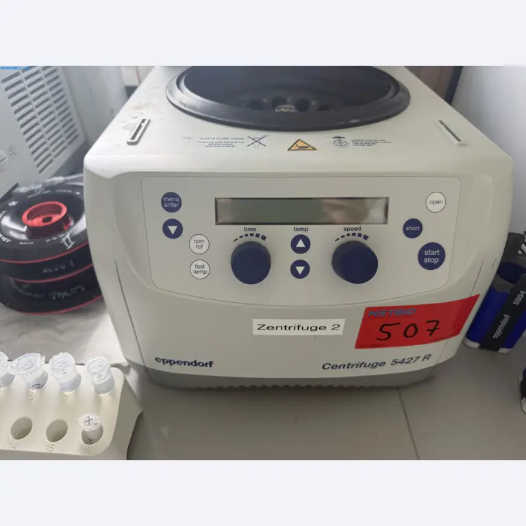 Instalações de produção e embalagem farmacêuticas / Equipamentos de laboratório e operacionais-2