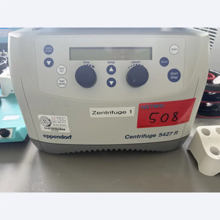 Instalações de produção e embalagem farmacêuticas / Equipamentos de laboratório e operacionais-2