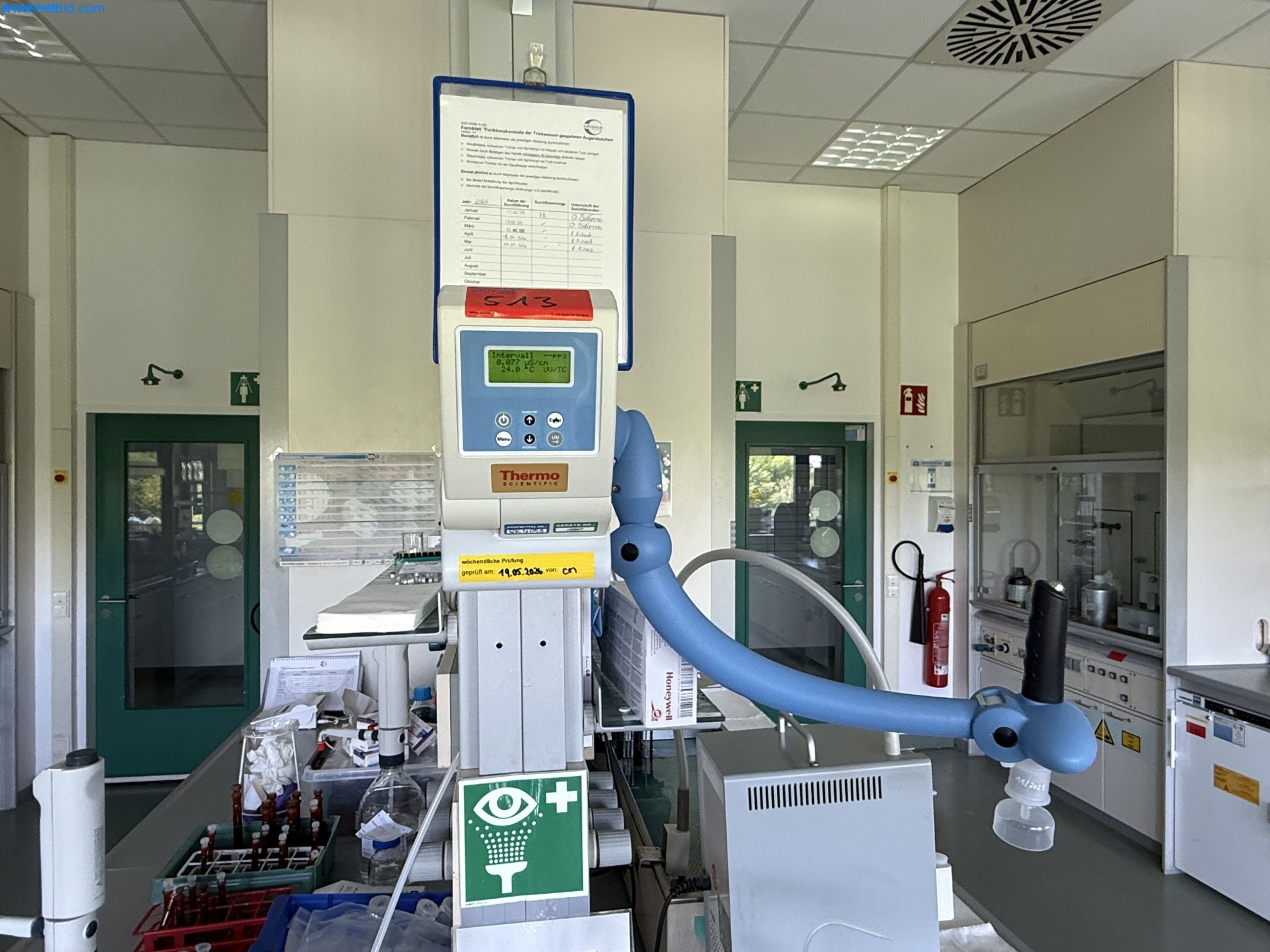 Installation d'eau pure Thermo Scientific GenPure UV/TOC