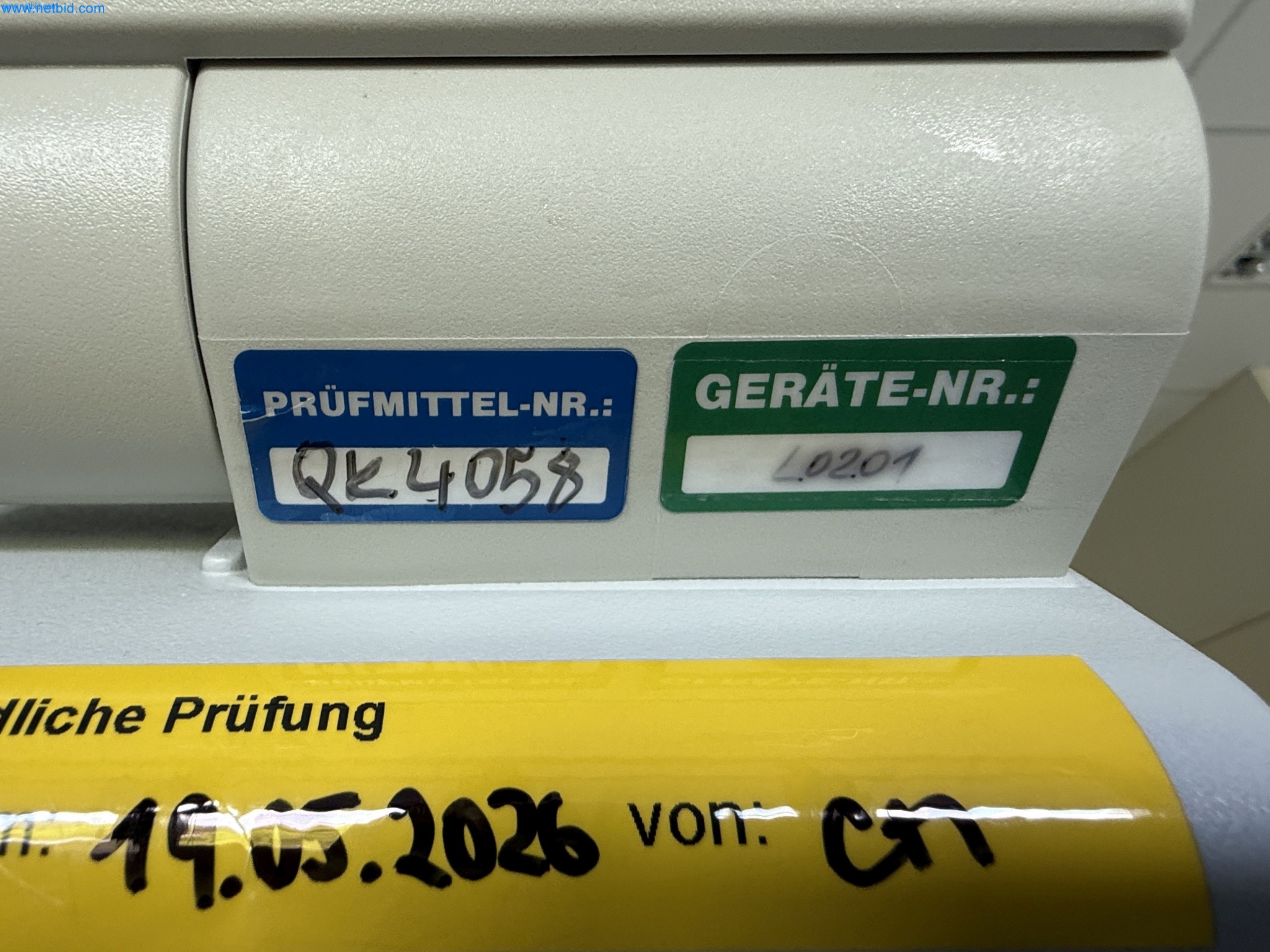 Instalações de produção e embalagem farmacêuticas / Equipamentos de laboratório e operacionais-2