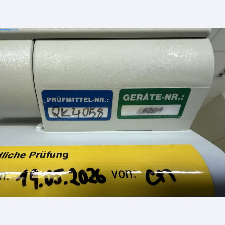 Instalações de produção e embalagem farmacêuticas / Equipamentos de laboratório e operacionais-2