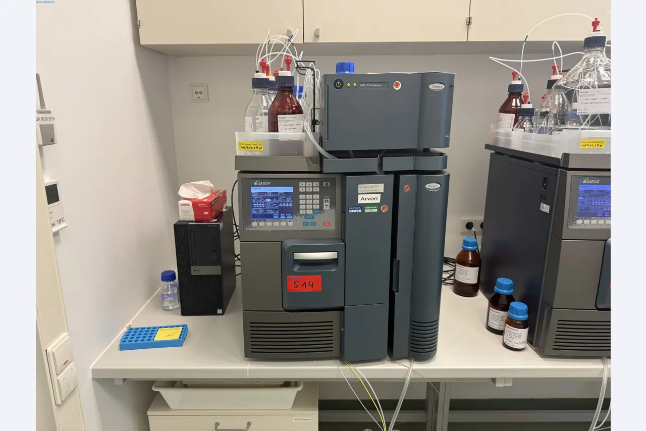 Installations de production et de conditionnement pharmaceutiques / Équipements de laboratoire et d'exploitation-1