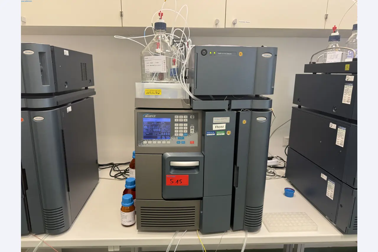 Installations de production et de conditionnement pharmaceutiques / Équipements de laboratoire et d'exploitation-1