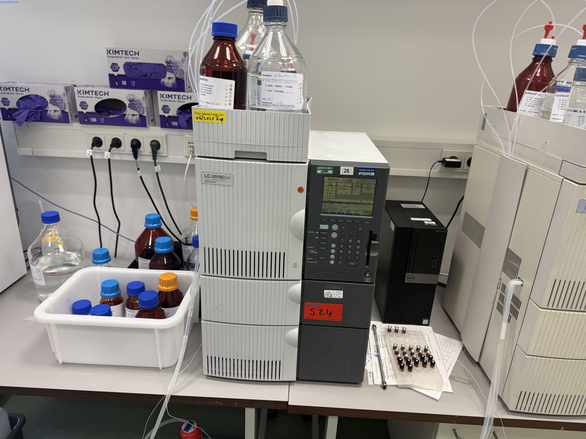 Installations de production et de conditionnement pharmaceutiques / Équipements de laboratoire et d'exploitation-1