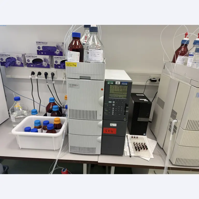 Installations de production et de conditionnement pharmaceutiques / Équipements de laboratoire et d'exploitation-1