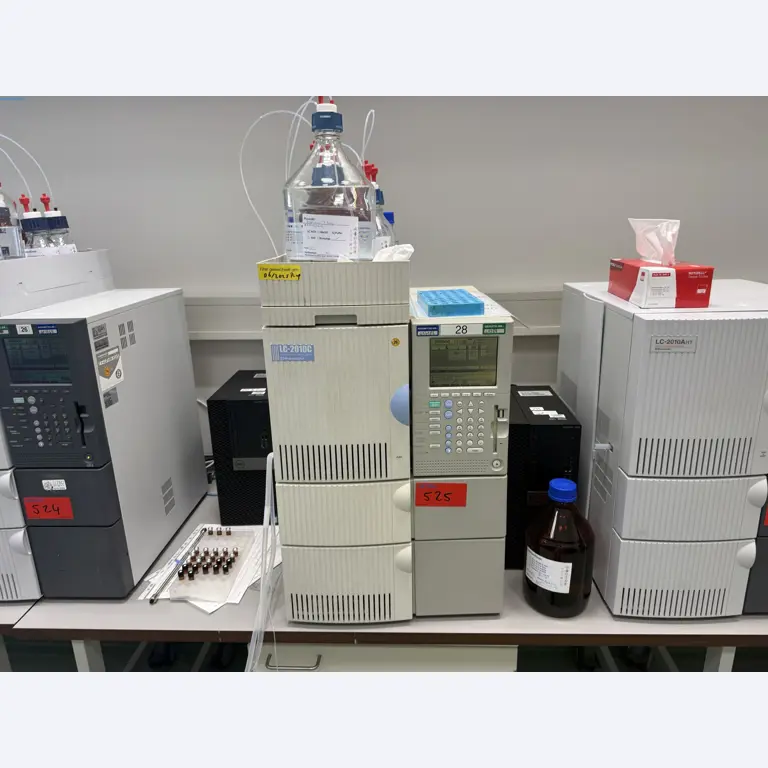 Installations de production et de conditionnement pharmaceutiques / Équipements de laboratoire et d'exploitation-1