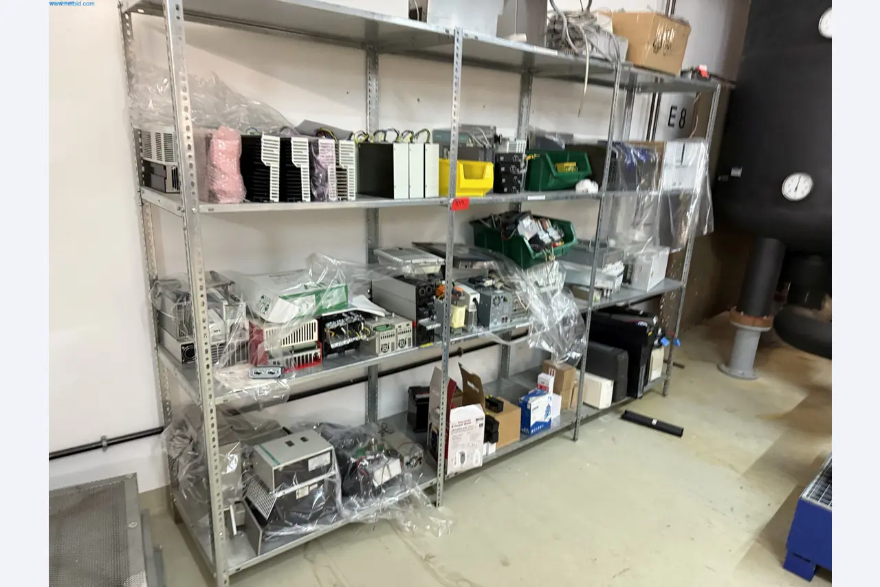 Instalações de produção e embalagem farmacêuticas / Equipamentos de laboratório e operacionais-11