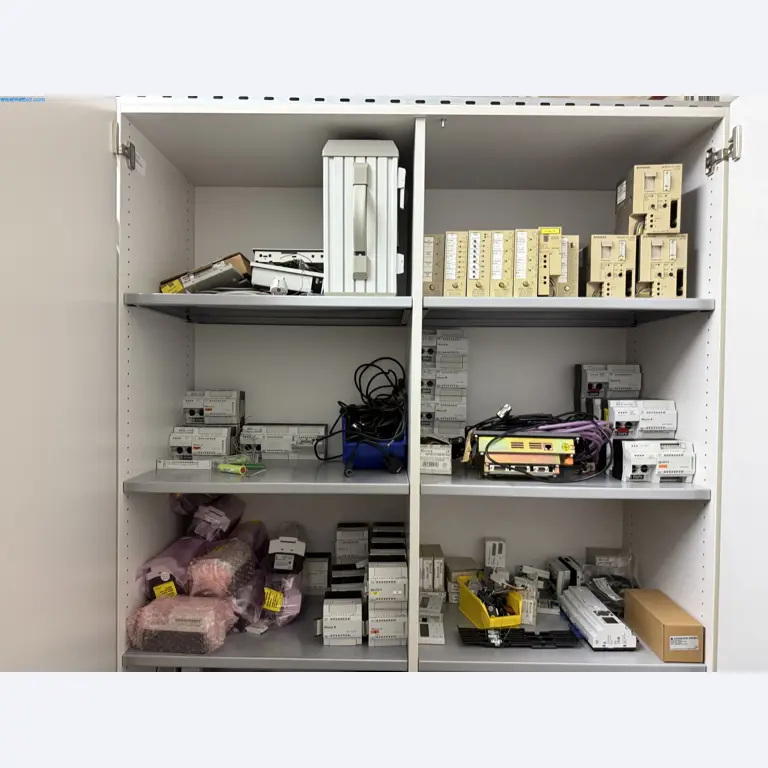 Instalações de produção e embalagem farmacêuticas / Equipamentos de laboratório e operacionais-2