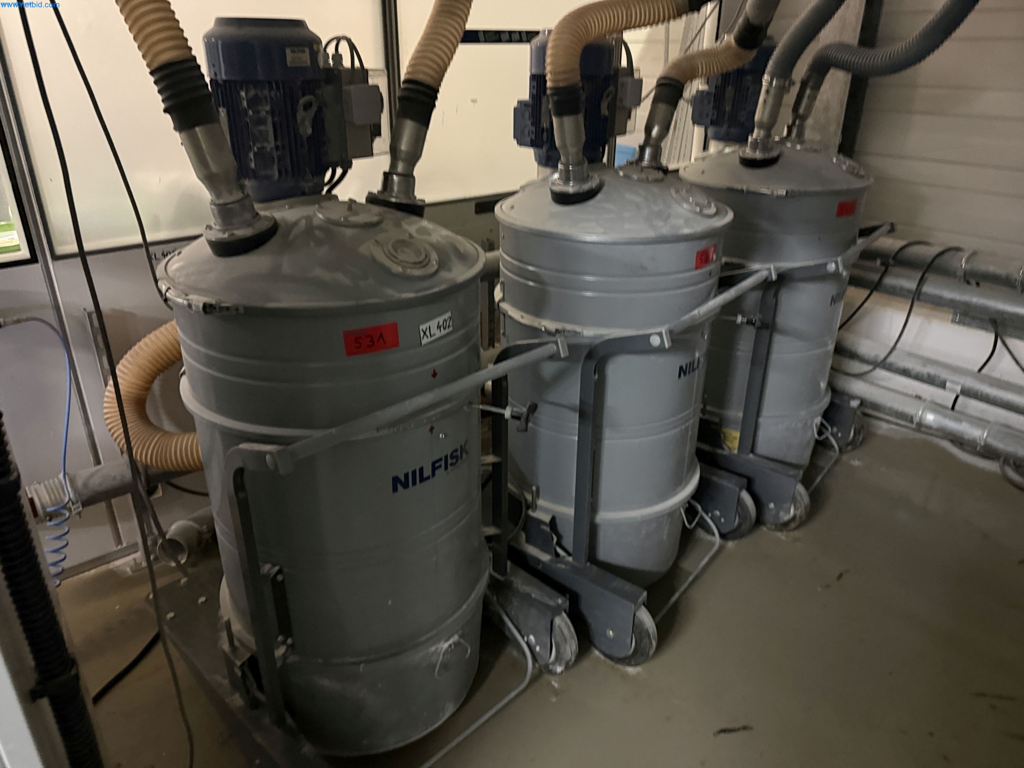 Instalações de produção e embalagem farmacêuticas / Equipamentos de laboratório e operacionais-10