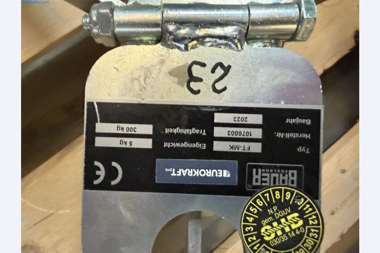 Instalações de produção e embalagem farmacêuticas / Equipamentos de laboratório e operacionais-4