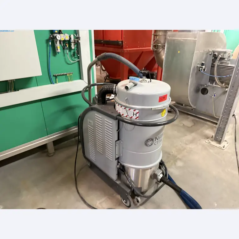 Instalações de produção e embalagem farmacêuticas / Equipamentos de laboratório e operacionais-1