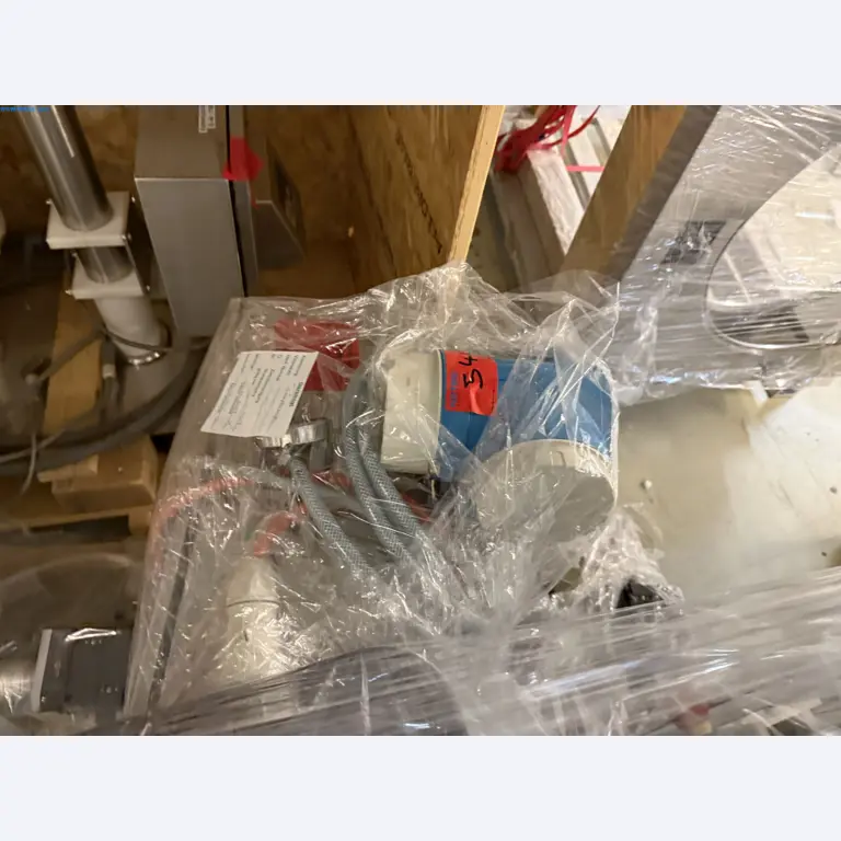 Instalações de produção e embalagem farmacêuticas / Equipamentos de laboratório e operacionais-2