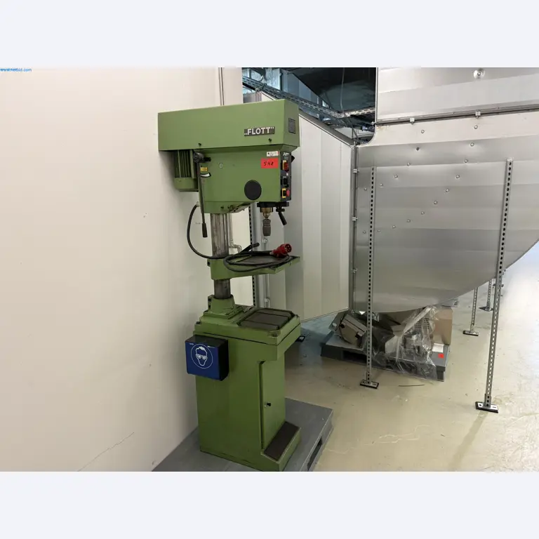 Instalações de produção e embalagem farmacêuticas / Equipamentos de laboratório e operacionais-1