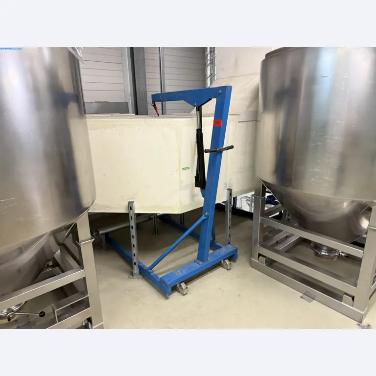 Instalações de produção e embalagem farmacêuticas / Equipamentos de laboratório e operacionais-1