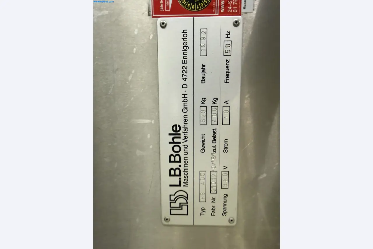 Instalações de produção e embalagem farmacêuticas / Equipamentos de laboratório e operacionais-2