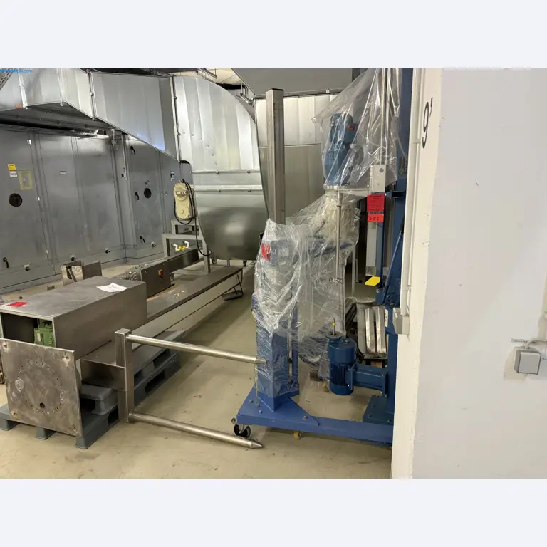 Instalações de produção e embalagem farmacêuticas / Equipamentos de laboratório e operacionais-1