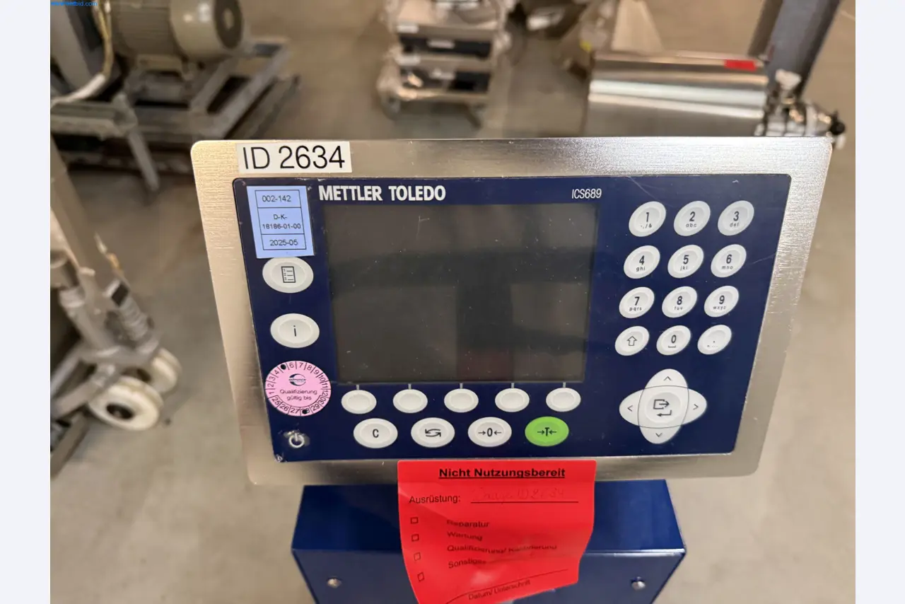 Instalações de produção e embalagem farmacêuticas / Equipamentos de laboratório e operacionais-2