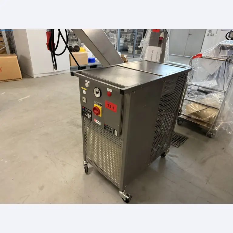 Instalações de produção e embalagem farmacêuticas / Equipamentos de laboratório e operacionais-1