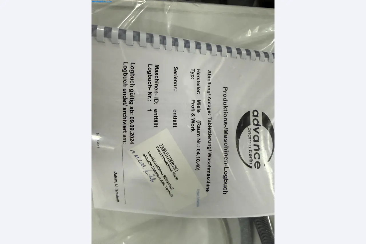 Instalações de produção e embalagem farmacêuticas / Equipamentos de laboratório e operacionais-2