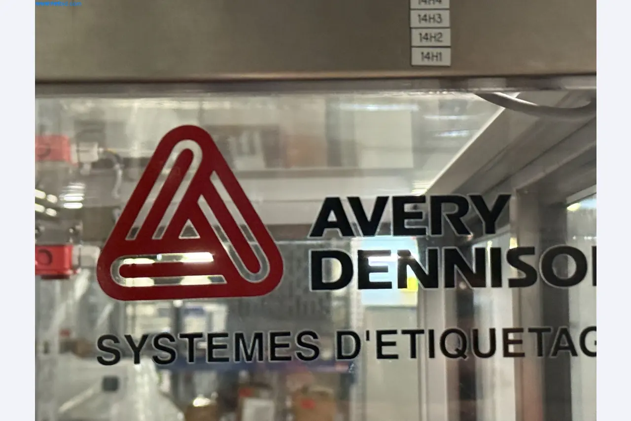 Instalações de produção e embalagem farmacêuticas / Equipamentos de laboratório e operacionais-6