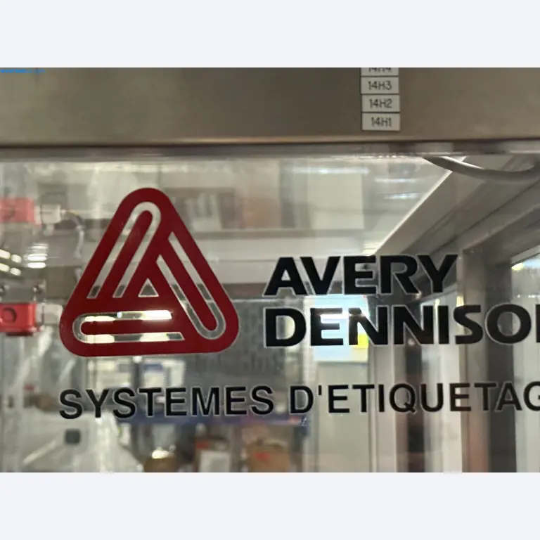 Instalações de produção e embalagem farmacêuticas / Equipamentos de laboratório e operacionais-6