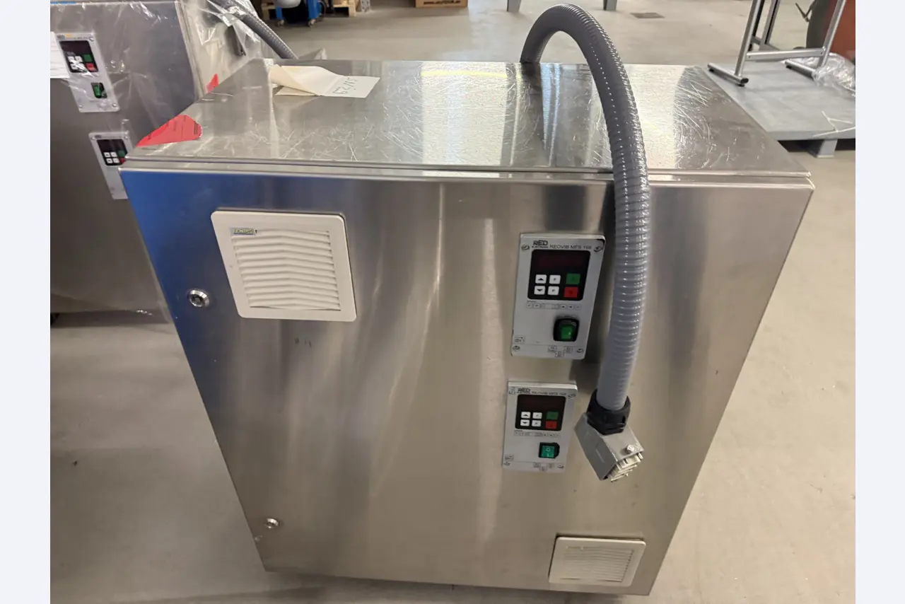 Installations de production et de conditionnement pharmaceutiques / Équipements de laboratoire et d'exploitation-2