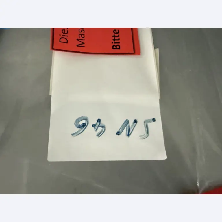 Installations de production et de conditionnement pharmaceutiques / Équipements de laboratoire et d'exploitation-2