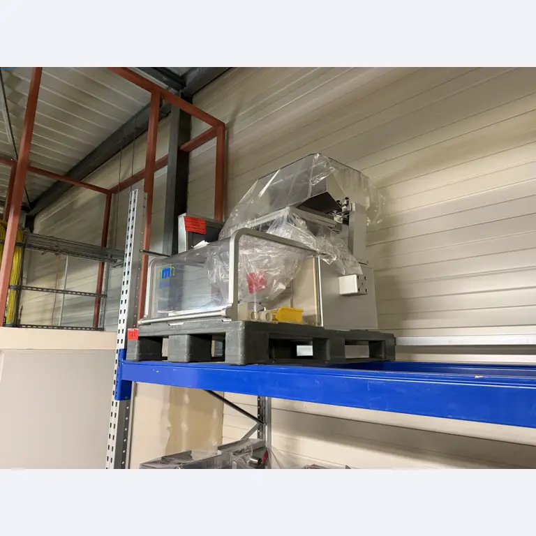 Installations de production et de conditionnement pharmaceutiques / Équipements de laboratoire et d'exploitation-5