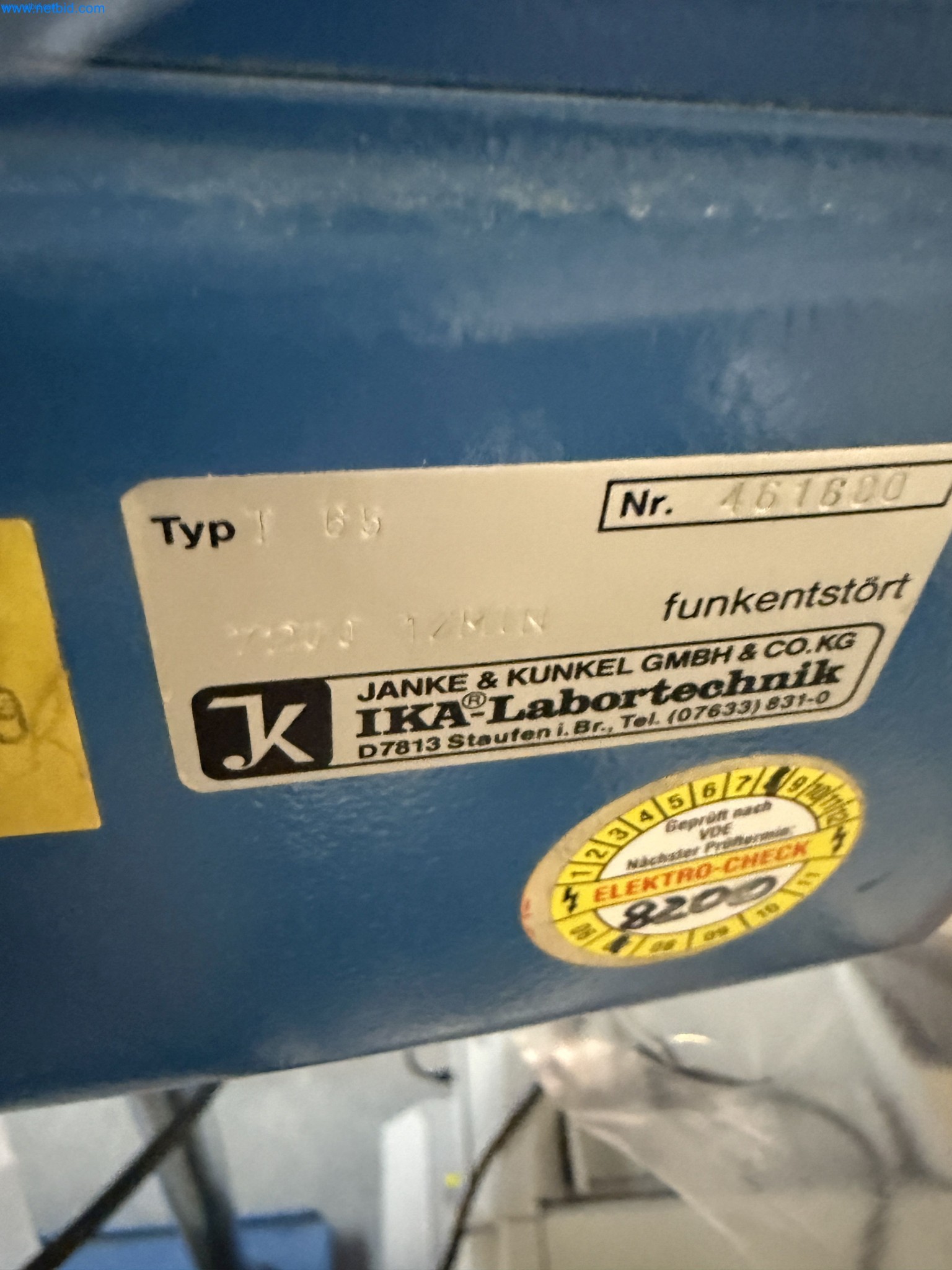 Instalações de produção e embalagem farmacêuticas / Equipamentos de laboratório e operacionais-2