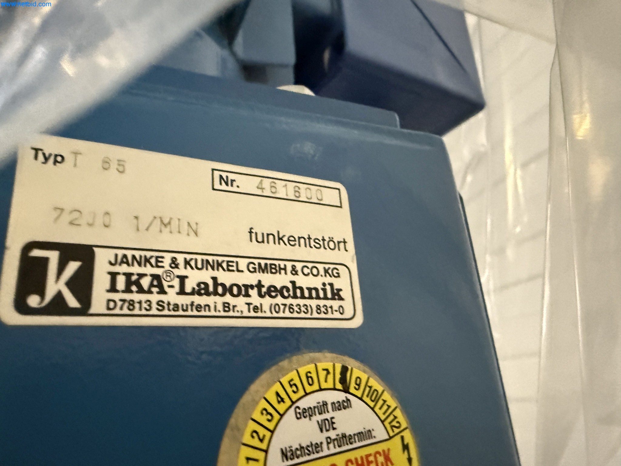 Instalações de produção e embalagem farmacêuticas / Equipamentos de laboratório e operacionais-4
