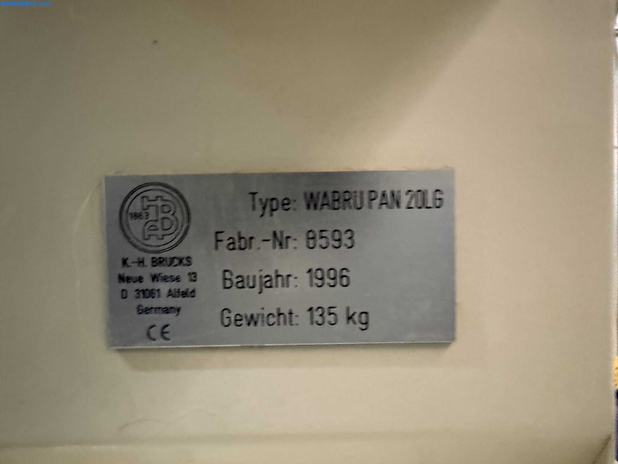 Instalações de produção e embalagem farmacêuticas / Equipamentos de laboratório e operacionais-2