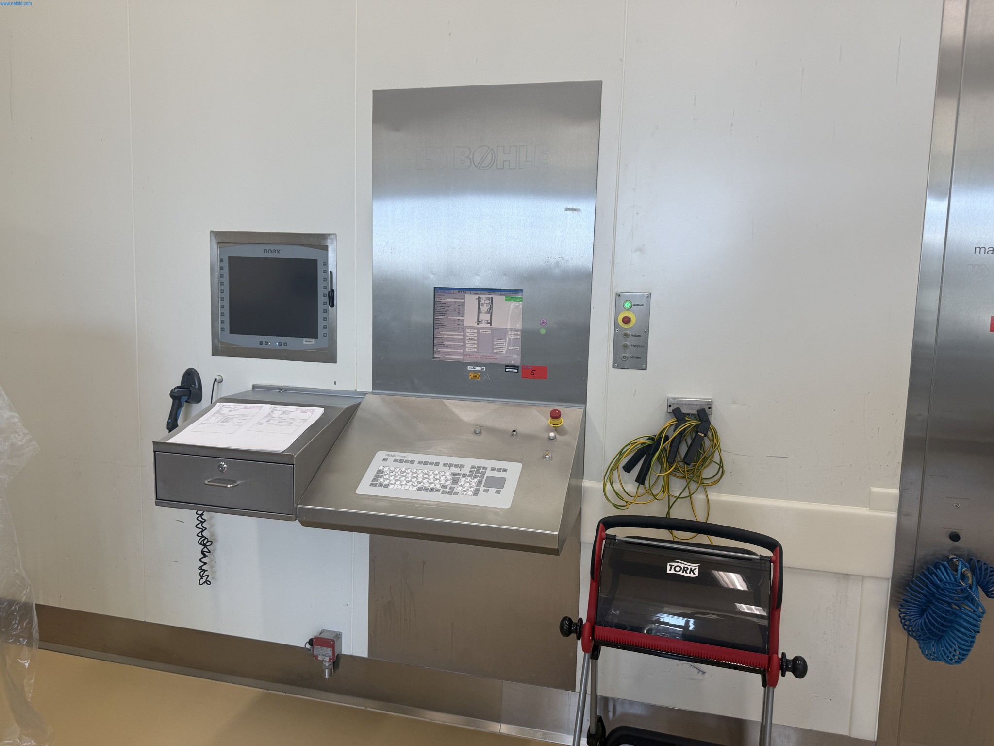 Installations de production et de conditionnement pharmaceutiques / Équipements de laboratoire et d'exploitation-4