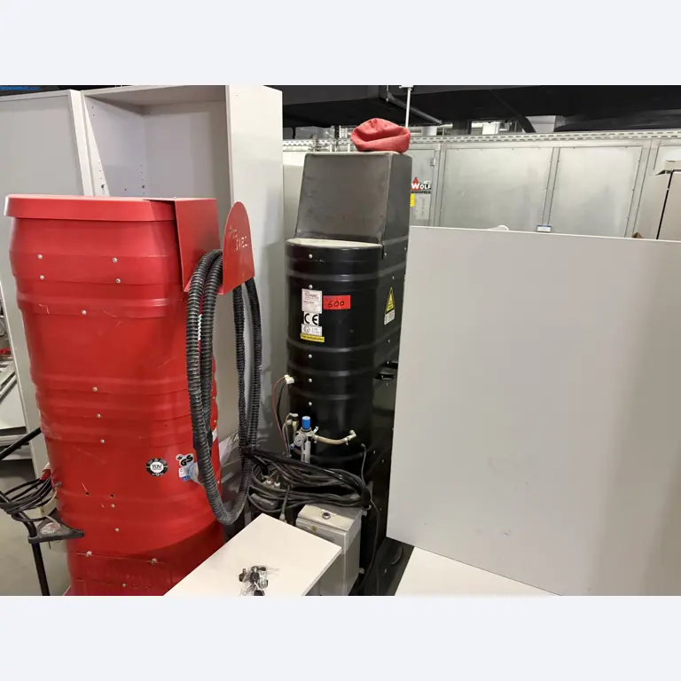 Instalações de produção e embalagem farmacêuticas / Equipamentos de laboratório e operacionais-1